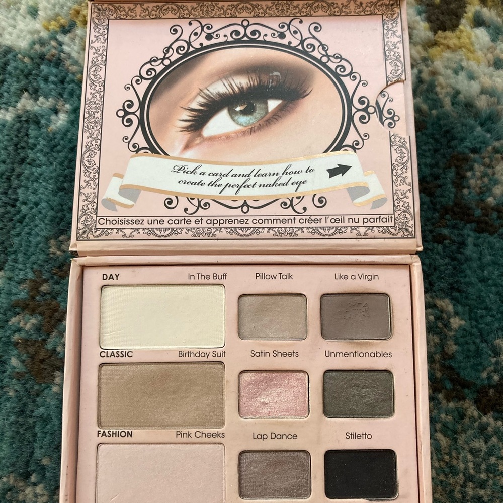 Too faced nude eyeshadow palette